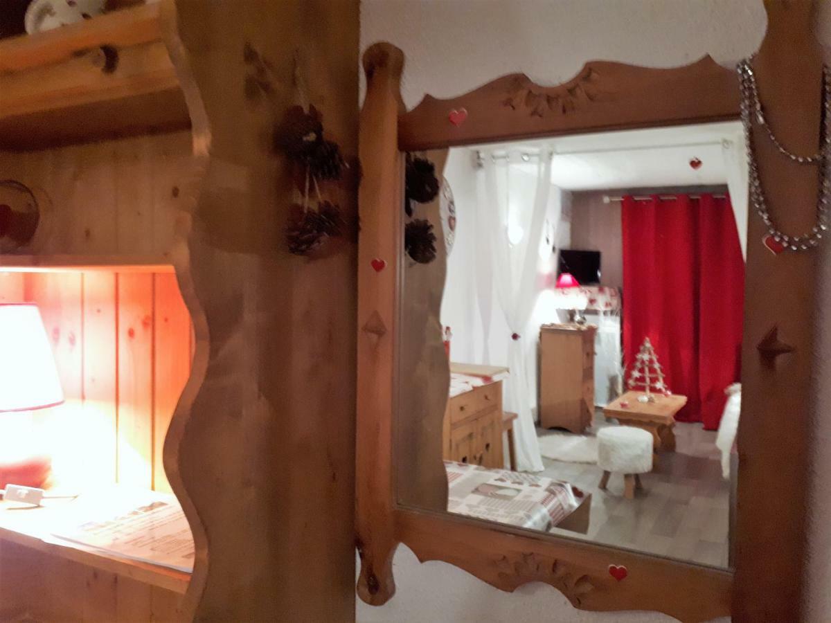 Locations Berne Milesi Appartement Lanslevillard Buitenkant foto